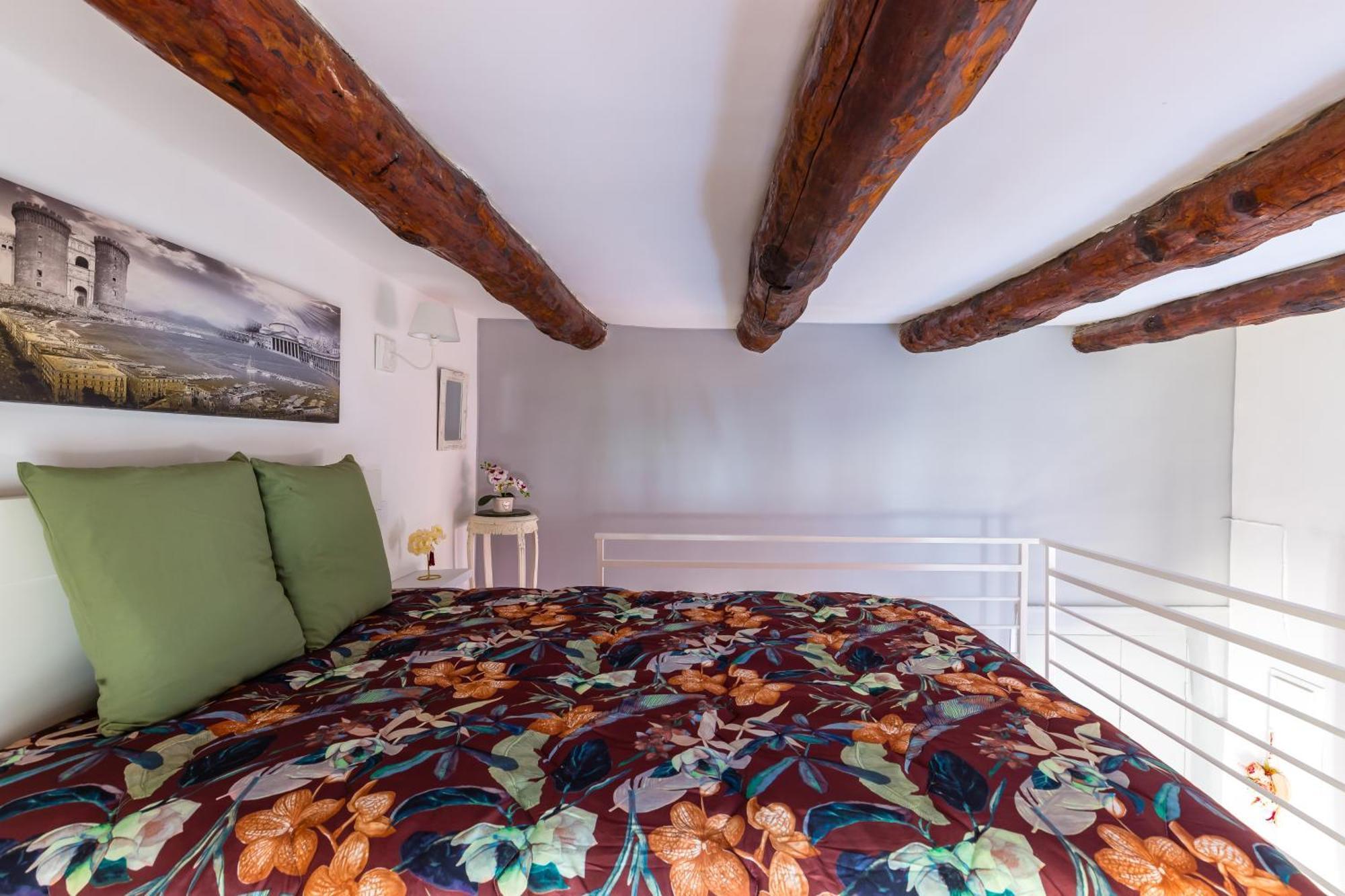 Toledo House Apartments เนเปิลส์ ภายนอก รูปภาพ